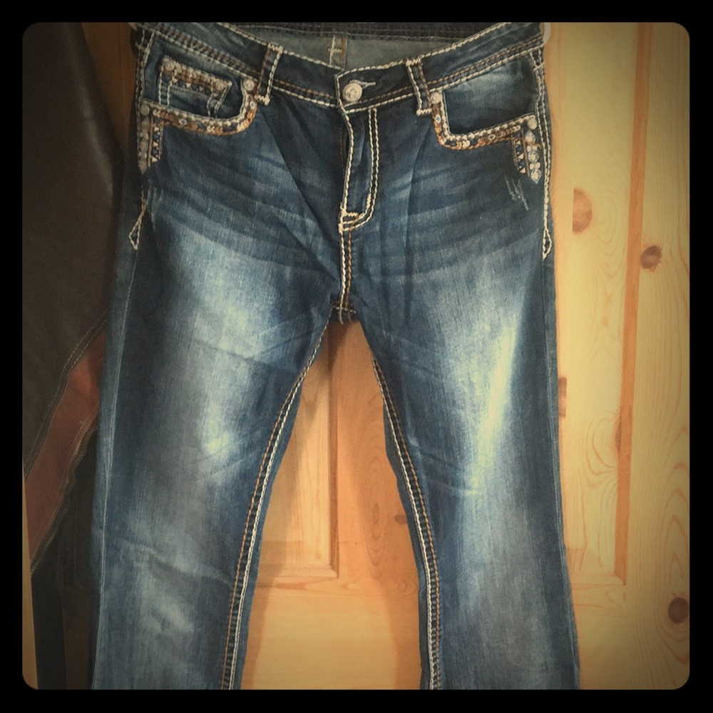 Grace in LA jeans, hardly worn at all